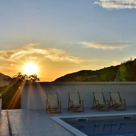 Charming And Authentic Stone Stanic * Zagvozd