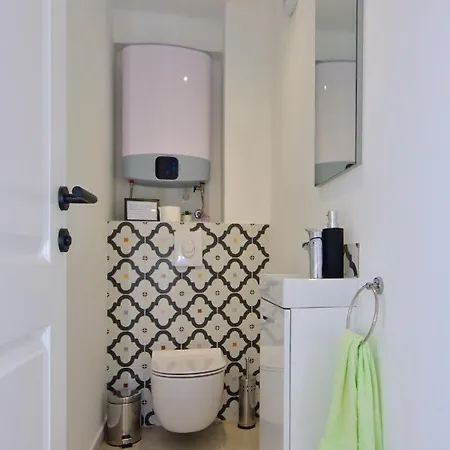 Charming And Authentic Stone Stanic Vila *