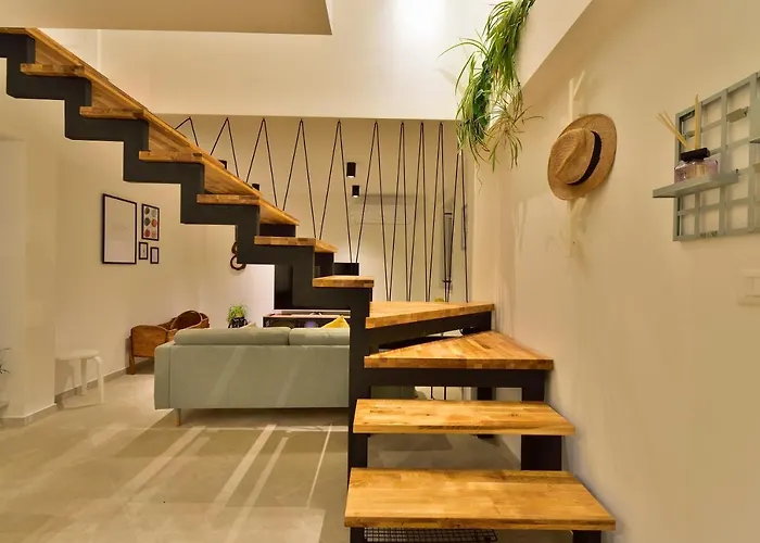 Charming And Authentic Stone Stanic