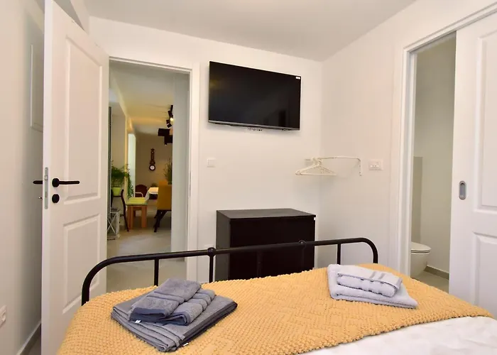 Charming And Authentic Stone Stanic * Zagvozd