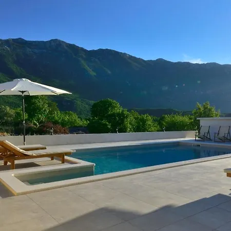 Villa Charming And Authentic Stone Stanic *