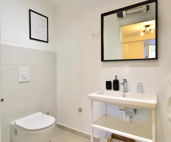 Charming And Authentic Stone Stanic Villa *