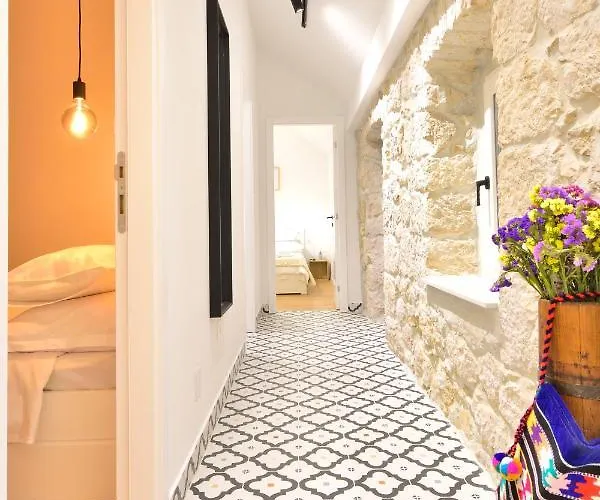 Villa Charming And Authentic Stone Stanic Zagvozd