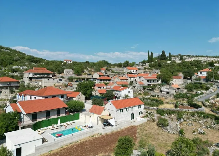 Charming And Authentic Stone Stanic Villa *